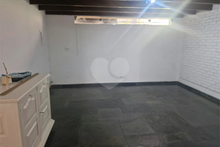 Casa à venda com 3 quartos, sendo 1 suíte, em Chácara Monte Alegre, São Paulo, SP