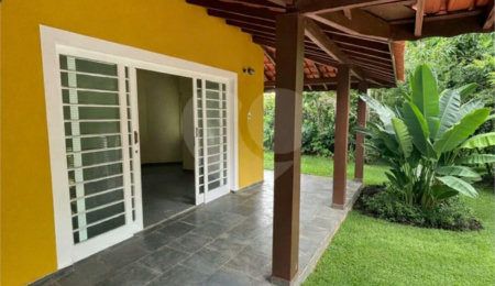 Chácara à venda com 3 quartos, sendo 1 suíte,  em Bosque, Vinhedo, SP