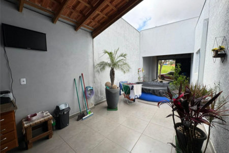 Casa à venda com 2 quartos, sendo 1 suíte,  em Portal dos Pinheiros Iii, Itapetininga, SP
