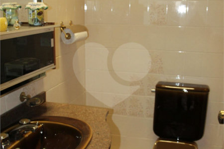 Casa à venda com 3 quartos, sendo 2 suítes, em Vila Deodoro, São Paulo, SP