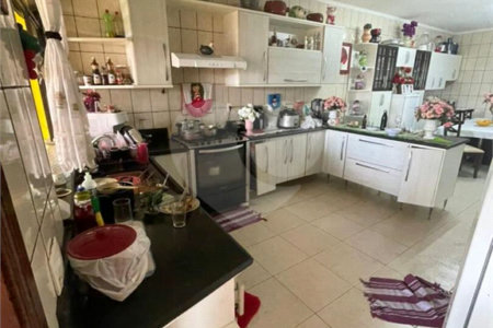 Sobrado à venda com 4 quartos, sendo 1 suíte,  em Jardim Catanduva, São Paulo, SP