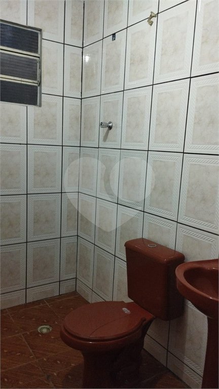 Sobrado à venda com 3 quartos, sendo 1 suíte,  em Parque Morumbi, Mogi das Cruzes, SP