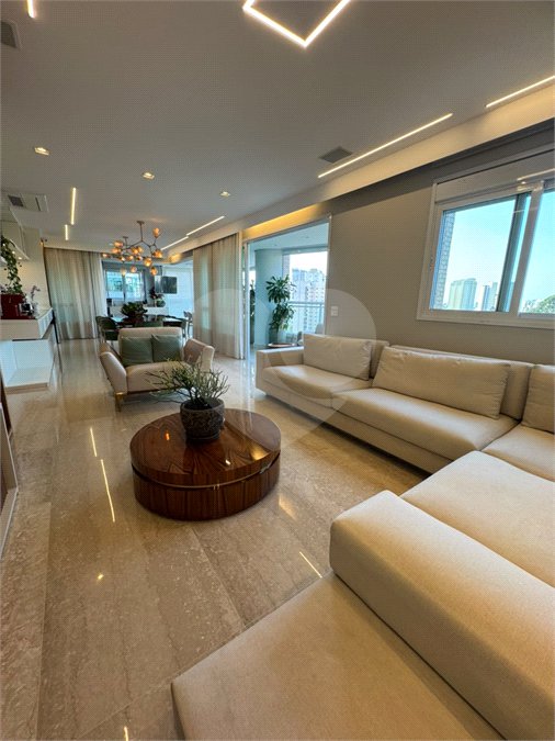 Apartamento à venda com 3 suítes em Jardim Anália Franco, São Paulo, SP