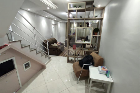 Sobrado à venda com 3 quartos, sendo 1 suíte, em Vila Ema, São Paulo, SP