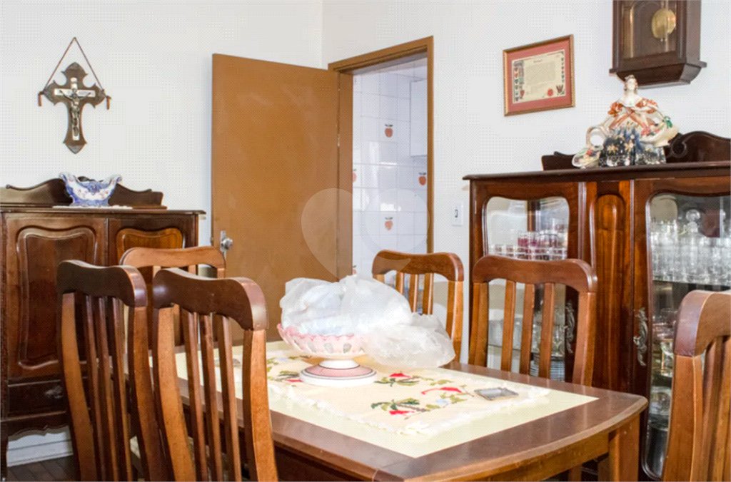 Sobrado à venda com 3 quartos, sendo 1 suíte,  em Campo Belo, São Paulo, SP