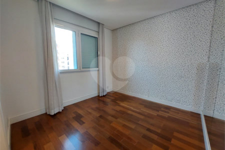 Apartamento à venda com 3 quartos, sendo 1 suíte, em Vila Leopoldina, São Paulo, SP