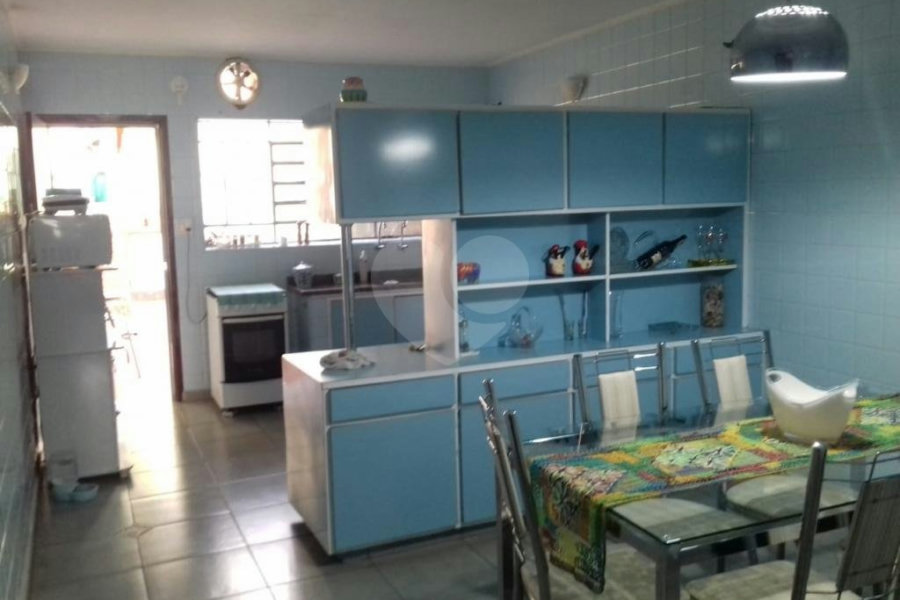 Sobrado à venda com 3 quartos em Vila Guilherme, São Paulo, SP