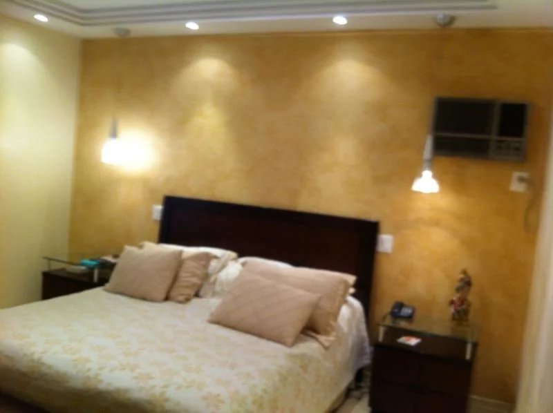 Apartamento à venda com 4 suítes em Real Parque, São Paulo, SP