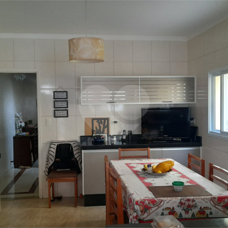 Sobrado à venda com 3 quartos, sendo 1 suíte, em Vila Nivi, São Paulo, SP