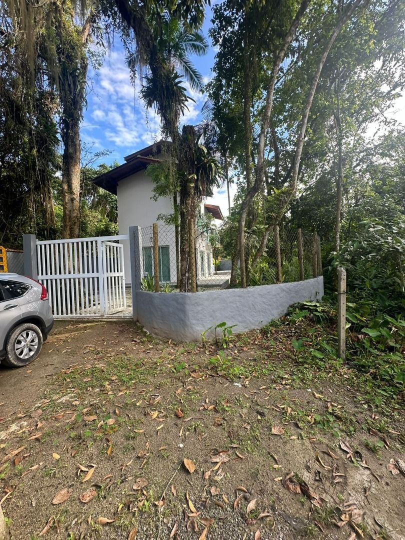 Sobrado com 3 dormitórios à venda, 269 m² por R$ 1.280.000,00 - Sertão do Camburi - São Sebastião/SP