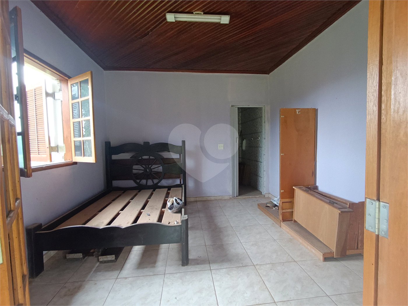 Sítio à venda com 6 quartos, sendo 5 suítes,  em Alto da Serra (mailasqui), São Roque, SP