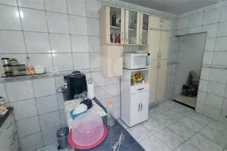Casa à venda com 4 quartos, sendo 1 suíte, em Jardim Japão, São Paulo, SP