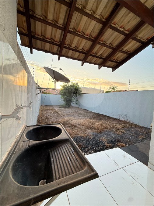 Casa à venda com 2 quartos em Ikaray, Várzea Grande, MT