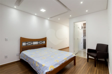 Casa à venda com 2 quartos em Cambuci, São Paulo, SP