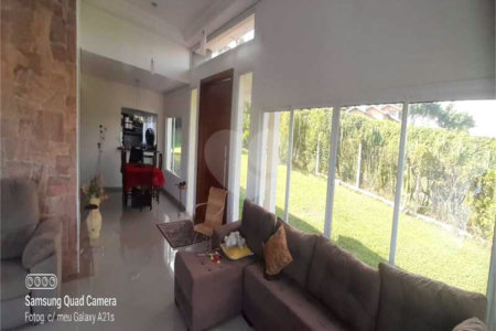 Casa à venda com 4 suítes no condomínio Residencial Vale das Laranjeiras, Indaiatuba - SP