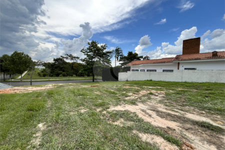 Terreno à venda no condomínio Residencial Saint Charbel, Araçoiaba da Serra - SP