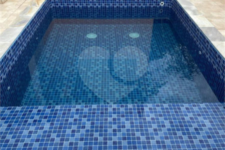 Casa à venda com 3 quartos, sendo 1 suíte, no condomínio Mirante da Mantiqueira, Mairiporã - SP