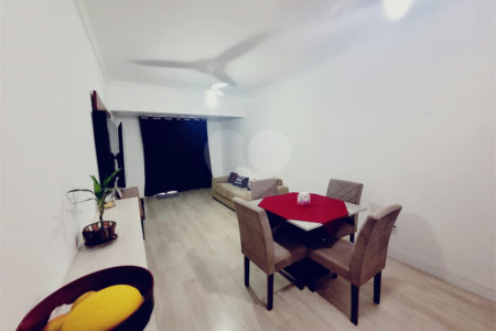 Casa à venda com 2 quartos, sendo 1 suíte, no condomínio Villa das Palmeiras, Indaiatuba - SP