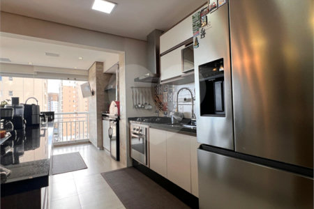 Apartamento à venda com 3 quartos, sendo 1 suíte,  em Vila Suissa, Mogi das Cruzes, SP
