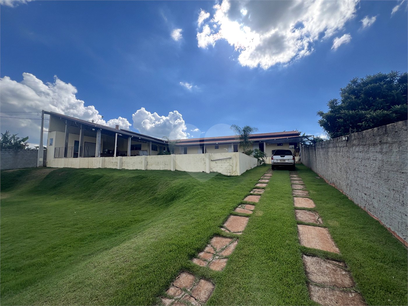 Casa à venda com 4 quartos, sendo 1 suíte, em Mato Seco, Itapetininga, SP