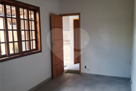 Casa Térrea à venda com 3 quartos, sendo 1 suíte, em Campo Grande, Rio de Janeiro, RJ