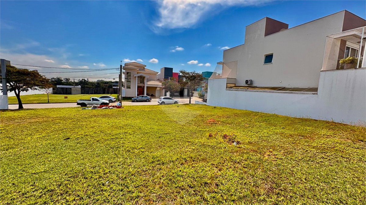 Terreno à venda no condomínio Colinas do Sol, Sorocaba - SP