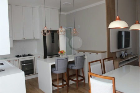 Casa à venda com 3 quartos, sendo 2 suítes, no condomínio Residencial Mantova, Indaiatuba - SP