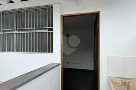 Casa Térrea à venda com 3 quartos, sendo 1 suíte,  em Vila Madalena, São Paulo, SP