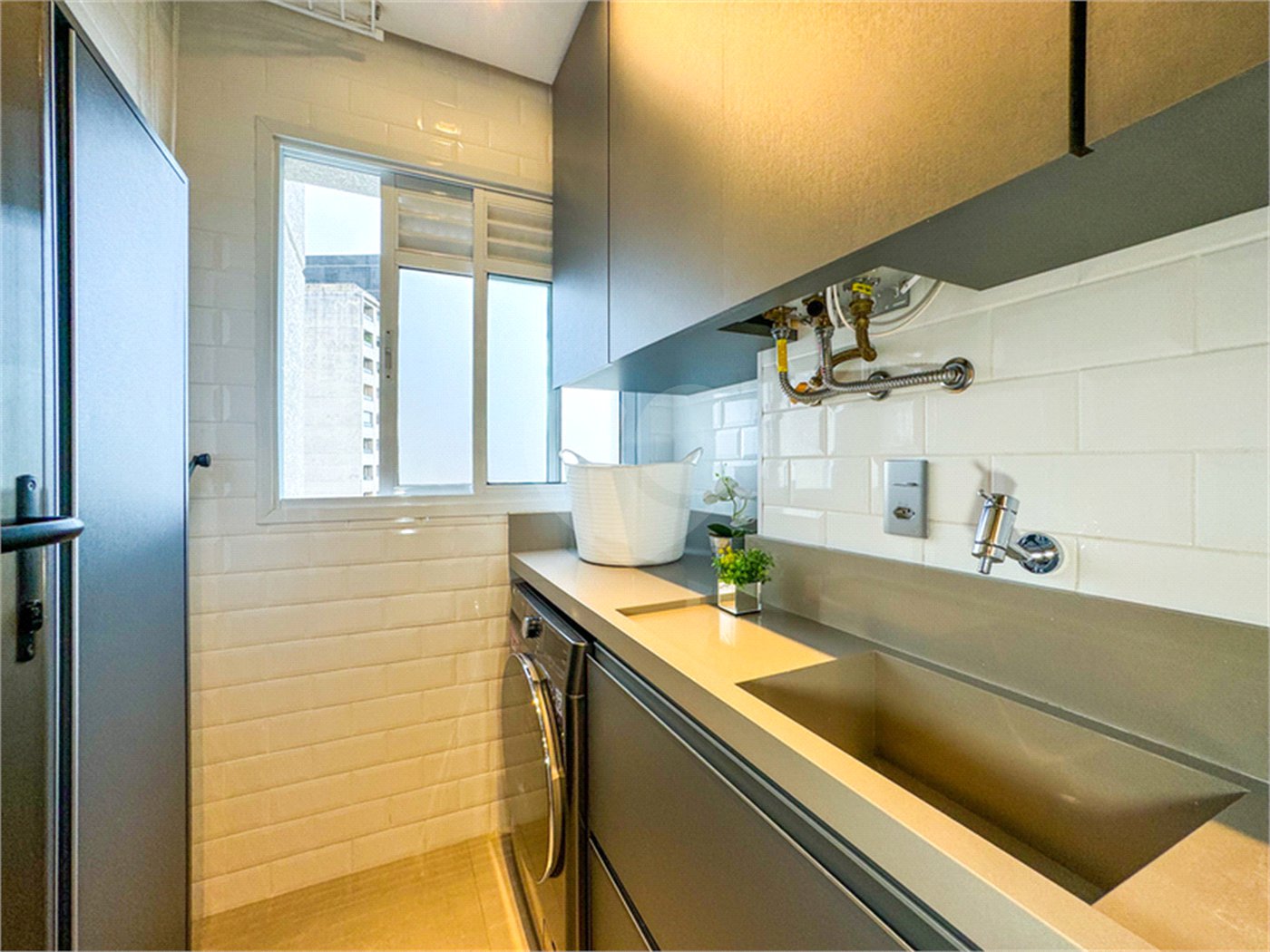Apartamento à venda com 3 quartos, sendo 1 suíte, em Vila Suzana, São Paulo, SP