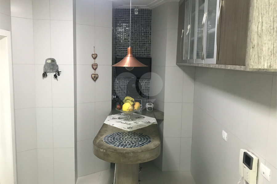 Sobrado à venda com 3 quartos, sendo 1 suíte, em Alto da Boa Vista, São Paulo, SP