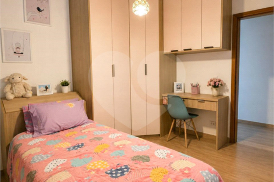 Casa Térrea à venda com 3 quartos, sendo 2 suítes,  em Luiz Fagundes, Mairiporã, SP
