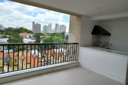 Cobertura à venda com 3 quartos, sendo 2 suítes,  em Lapa, São Paulo, SP