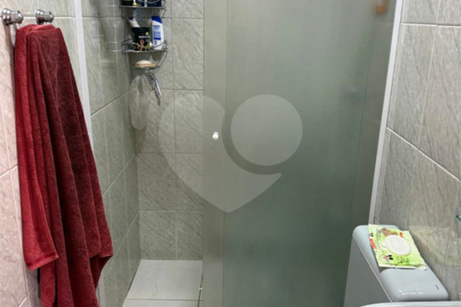 Casa à venda com 3 quartos, sendo 1 suíte, no condomínio Felipe, São Paulo - SP