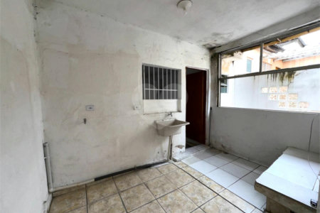 Sobrado à venda com 2 quartos em Vila Antonieta, São Paulo, SP