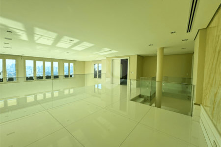 Duplex à venda ou para alugar com 5 suítes em Jardim Europa, São Paulo, SP