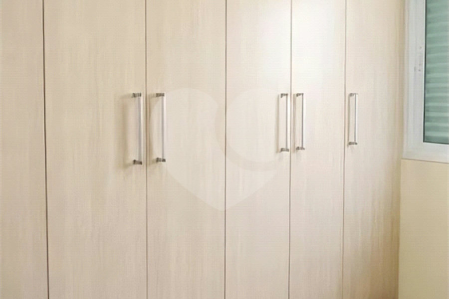 Casa à venda com 3 quartos, sendo 1 suíte, no condomínio Morada do Horto, São Paulo - SP