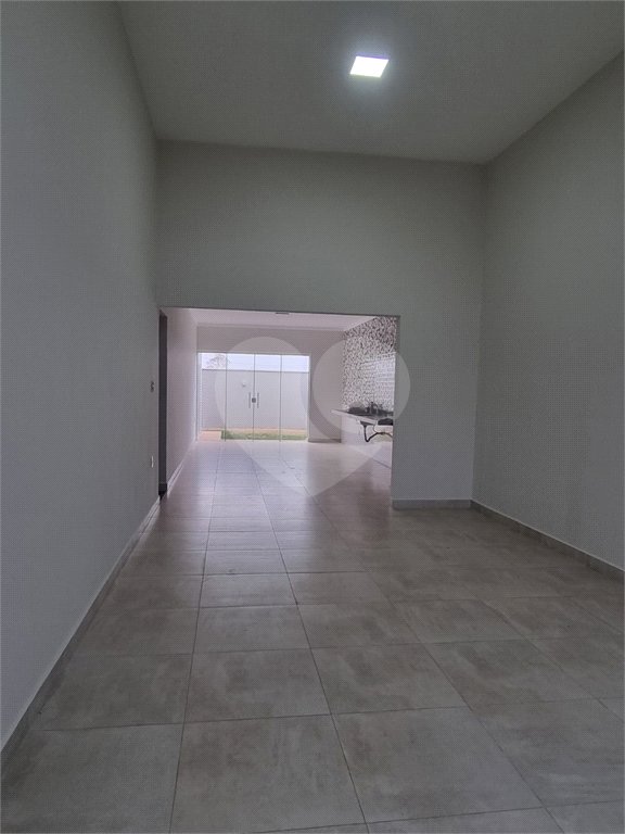 Casa à venda com 3 quartos, sendo 1 suíte, em Campos Ville, Araraquara, SP
