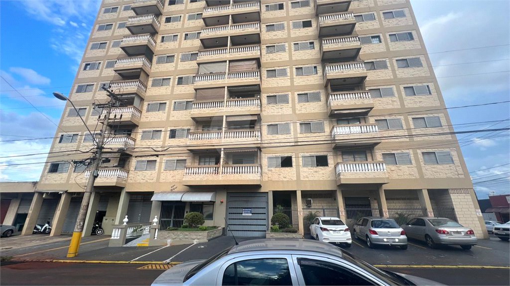 Apartamento à venda com 2 quartos em Vila Tibério, Ribeirão Preto, SP