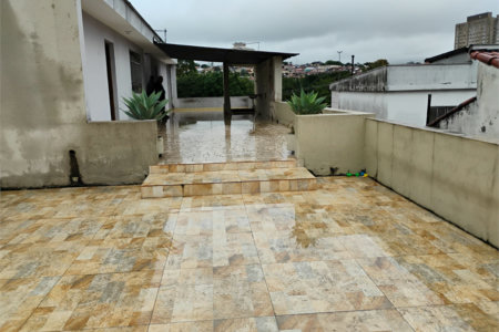 Sobrado à venda com 3 quartos, sendo 1 suíte,  em Jardim Jabaquara, São Paulo, SP