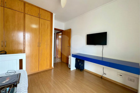 Apartamento à venda com 4 quartos, sendo 1 suíte, em Moema, São Paulo, SP