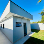 Casa à venda com 3 quartos, sendo 1 suíte,  no condomínio Cerejeiras, Araçoiaba da Serra - SP