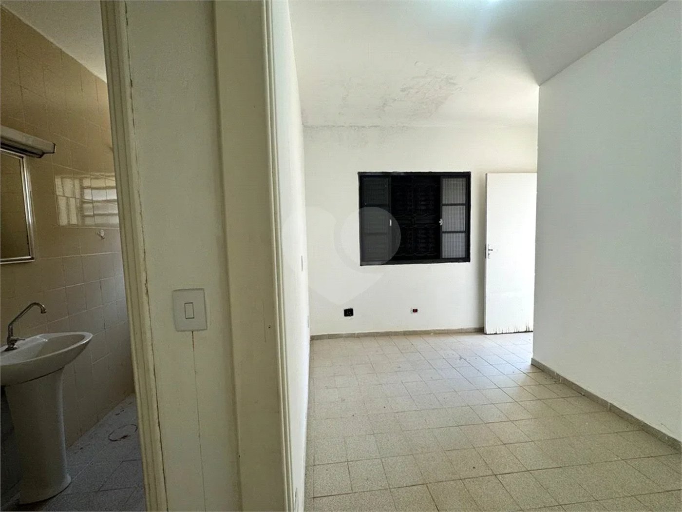 Imóvel Comercial para Venda e Locação no bairro Alto.