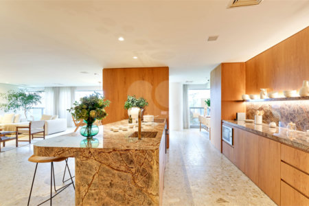 Duplex à venda com 4 suítes em Panamby, São Paulo, SP