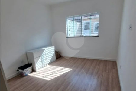 Sobrado à venda com 2 quartos em Santa Teresinha, São Paulo, SP