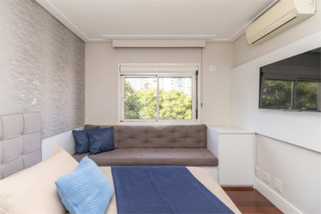 Apartamento à venda com 3 suítes em Alto da Boa Vista, São Paulo, SP