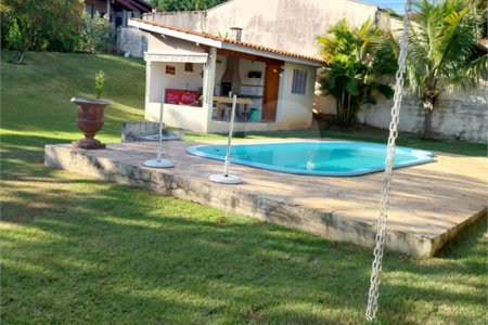 Casa à venda com 3 quartos, sendo 2 suítes, no condomínio Acmti - Colinas do Mosteiro, Terras de Itaici e Recanto dos Pássaros, Indaiatuba - SP