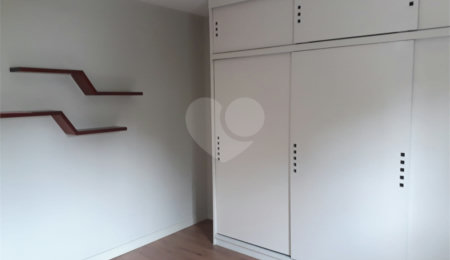 Casa à venda com 2 quartos em Vila Cordeiro, São Paulo, SP