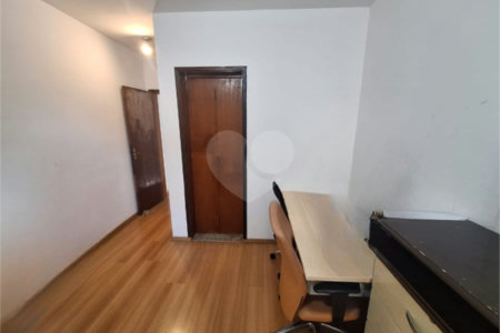 Sobrado à venda com 3 quartos, sendo 1 suíte, em Vila Campanela, São Paulo, SP