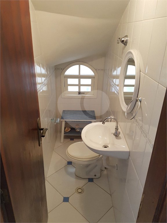 Sobrado à venda com 3 quartos, sendo 1 suíte, em Jardim Caravelas, São Paulo, SP