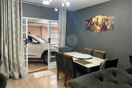 Casa à venda com 3 quartos, sendo 2 suítes, em Jardim Medina, Poá, SP